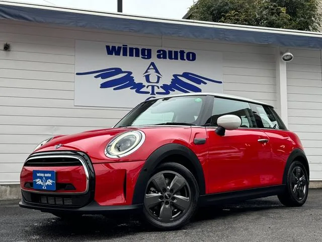 MINI MINI COOPER CLASSIC TRIM 2022 — фото 1, купить с доставкой в Москву