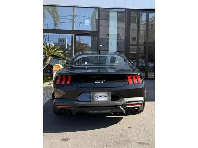 Ford MUSTANG 2024 — миниатюра 5