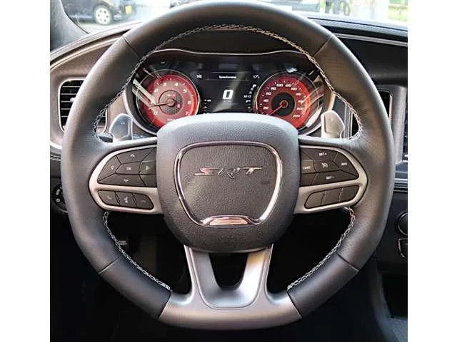Dodge DODGE CHARGER 2023 — миниатюра 3