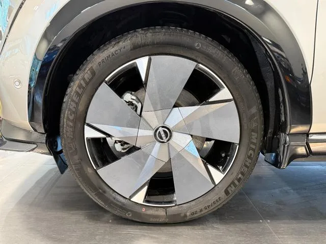 Nissan ARIYA B9 E-4ORCE LIMITED 2023 — миниатюра 2