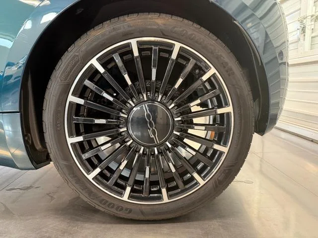 Fiat 500e OPEN 2023 — миниатюра 3