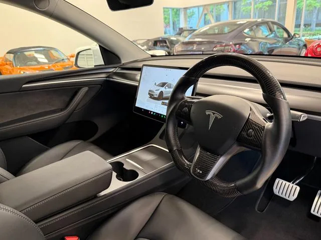 Tesla Model Y PERFORMANCE 2023 — миниатюра 5