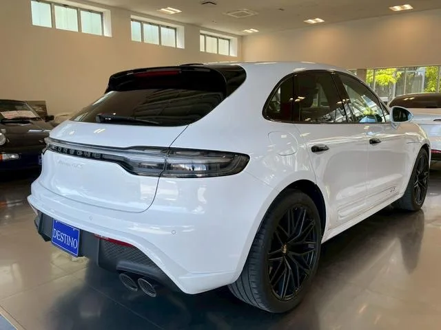Porsche Macan MACAN GTS 2023 — миниатюра 3