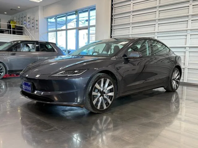Tesla MODEL 3 LONG RANGE AWD 2023 — фото 1, купить с доставкой в Москву
