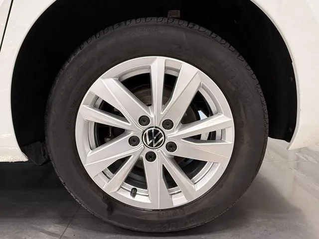 Volkswagen GOLF TOURAN TDI COMFORTLINE 2023 — миниатюра 2