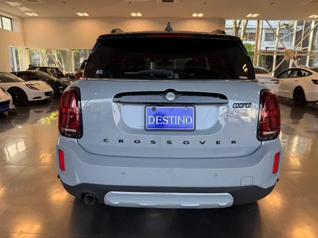 MINI MINI COOPER D CROSSOVER UNTAMED EDITION 2023 — миниатюра 4