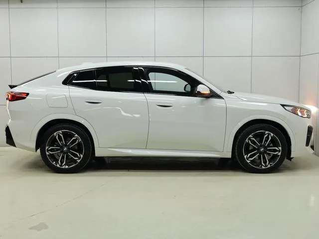 BMW X2 X DRIVE 20D M SPORT 2025 — миниатюра 3