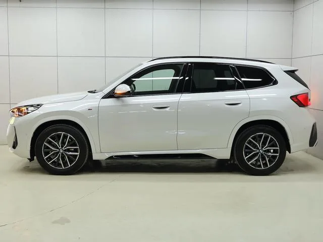 BMW X1 S DRIVE 18I M SPORT 2024 — миниатюра 3