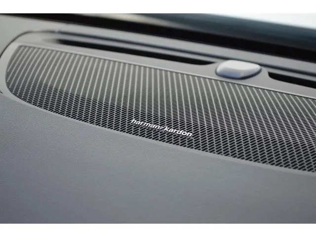 Volvo S90 RECHARGE ULTIMATE T8 AWD PLUGIN HYBRID 2023 — миниатюра 3