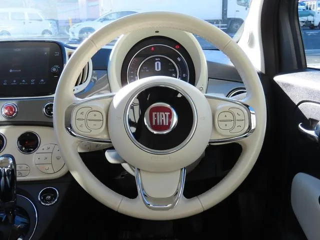 Fiat 500C TWIN AIR DOLCEVITA 2022 — миниатюра 3