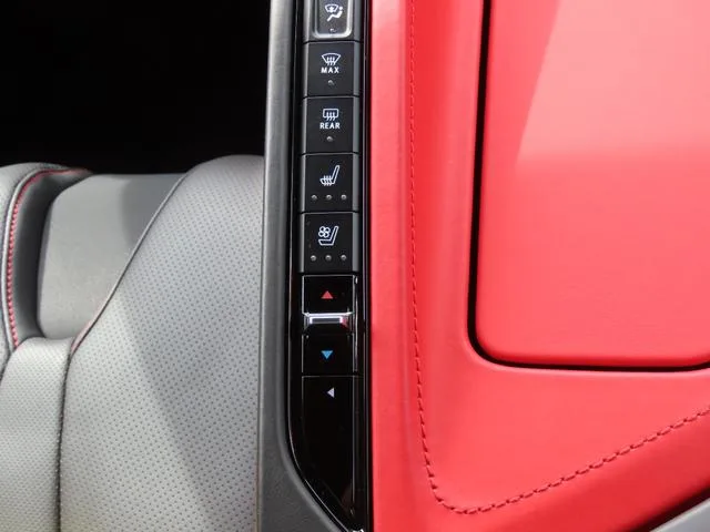 Chevrolet CHEVROLET CORVETTE CONVERTIBLE 2022 — миниатюра 4