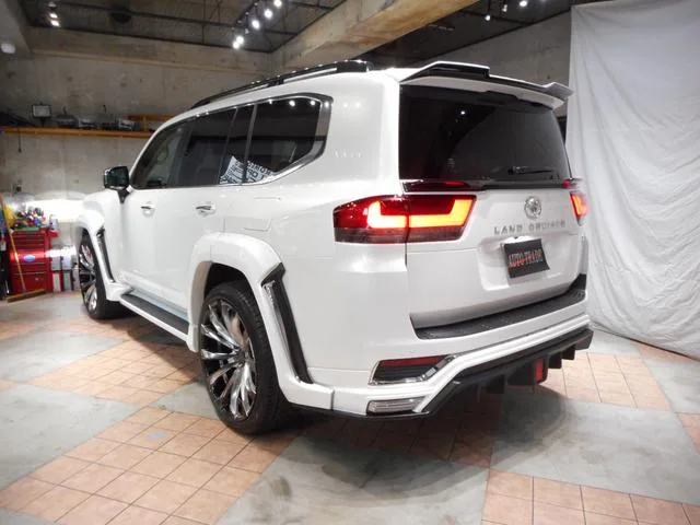 Toyota Land Cruiser ZX 2023 — миниатюра 2