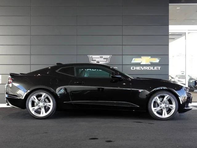 Chevrolet CHEVROLET CAMARO FINAL EDITION 2024 — миниатюра 3