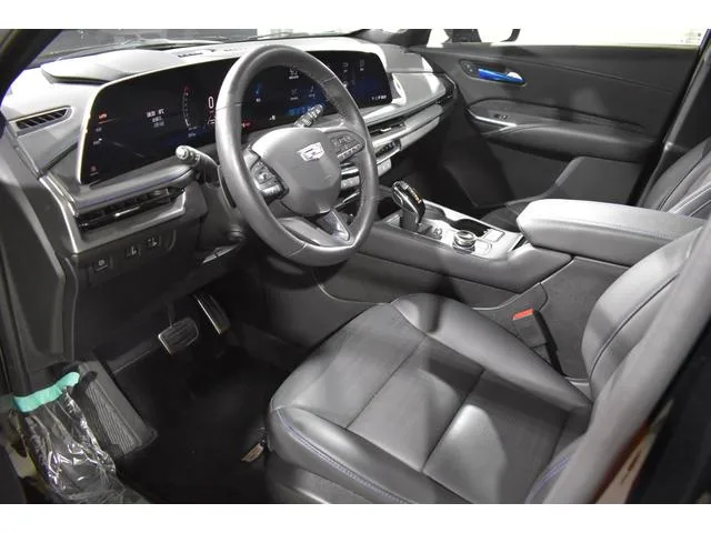 Cadillac CADILLAC XT4 SPORT 2025 — миниатюра 2