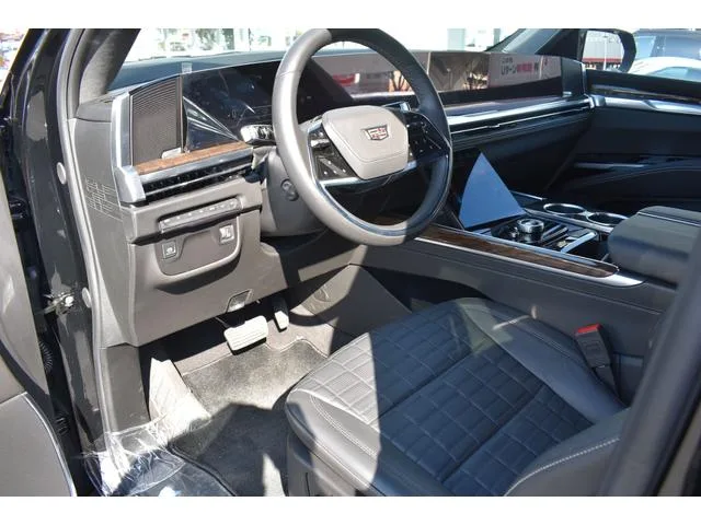 Cadillac CADILLAC ESCALADE PLATINUM 2025 — миниатюра 2