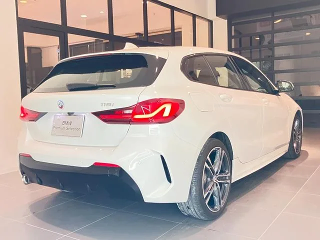 BMW 1 Series 118I M SPORT 2023 — миниатюра 4