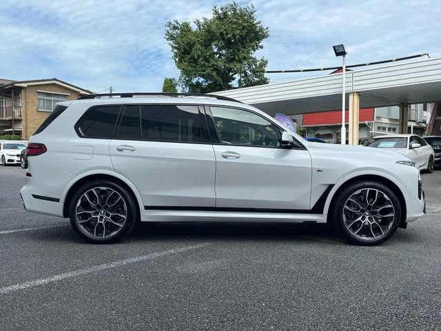 BMW X7 X DRIVE 40D M SPORT 2024 — миниатюра 2