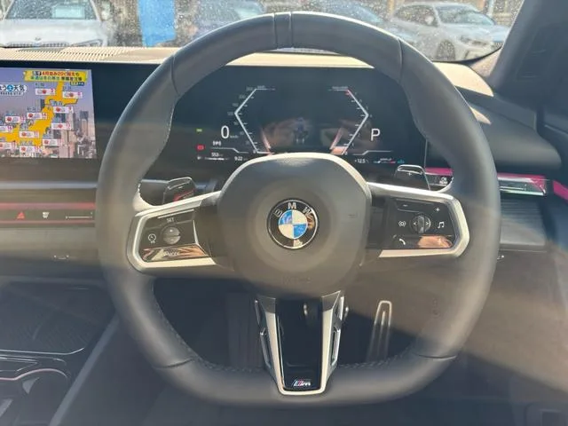 BMW 5 SERIES 523i TOURING M-SPORT 2025 — миниатюра 5