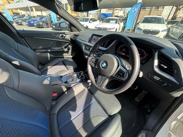 BMW 1 SERIES 118D M SPORT 2024 — миниатюра 3