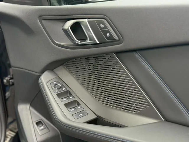 BMW 1 SERIES 120D M SPORT 2026 — миниатюра 4