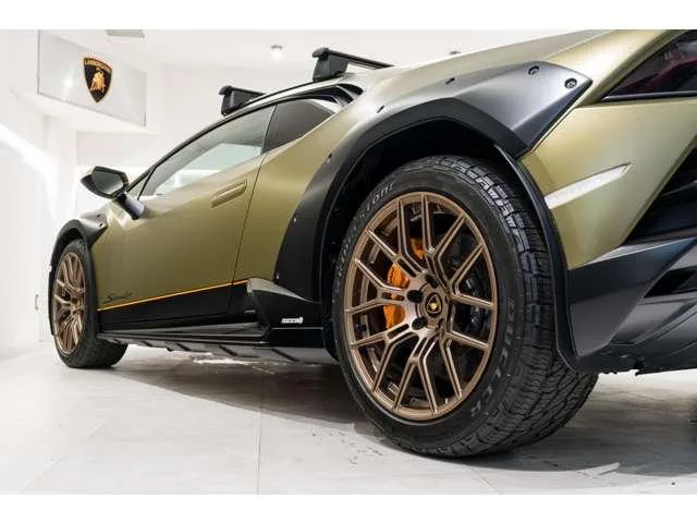Lamborghini Huracan STERRATO 2024 — миниатюра 4