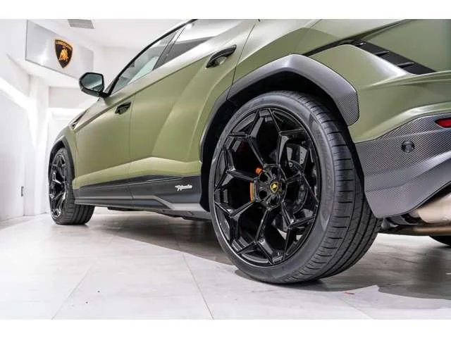 Lamborghini Urus PERFORMANTE 2024 — миниатюра 4