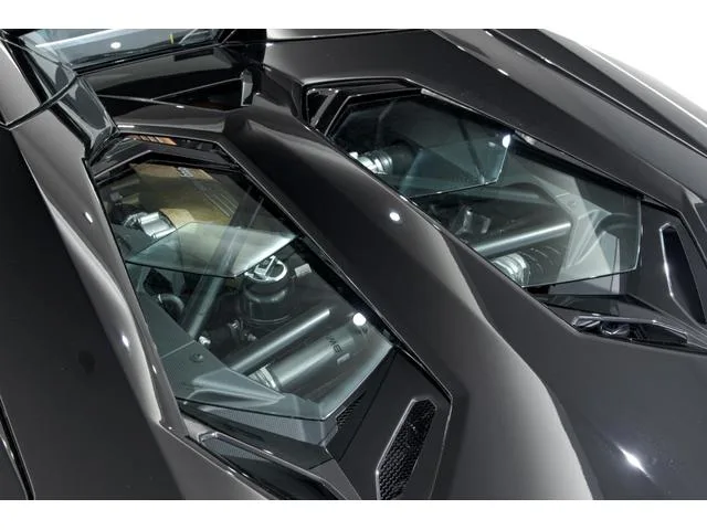 Lamborghini Aventador LP780-4 ULTIMAE LOADSTER 2022 — миниатюра 5