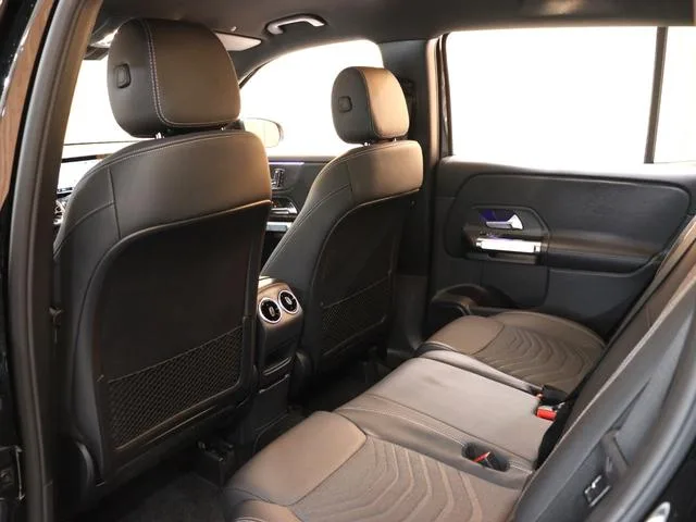 Mercedes-Benz GLB GLB200D 4MATIC 2023 — миниатюра 5