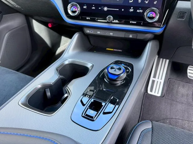 Lexus RZ RZ450E F SPORT PERFORMANCE 2024 — миниатюра 4