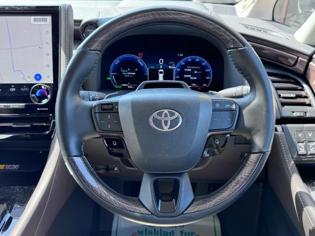 Toyota ALPHARD HYBRID EXECUTIVE LOUNGE 2025 — миниатюра 3