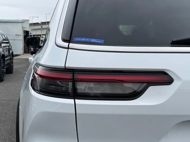 Chrysler Jeep JEEP GRAND CHEROKEE L LIMITED 2022 — миниатюра 5