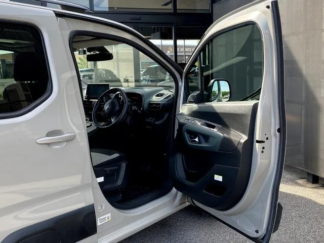 Citroen BERLINGO SHINE BLUE HDI 2023 — миниатюра 2