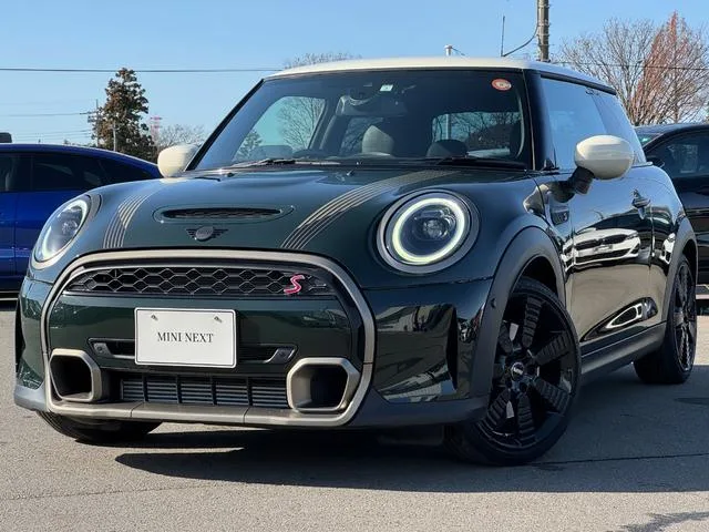MINI MINI COOPER S RESOLUTE EDITION 2023 — фото 1, купить с доставкой в Москву
