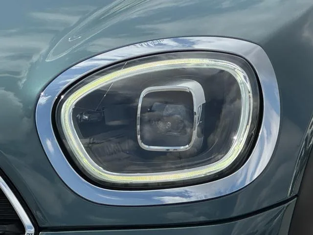 MINI MINI COOPER D CROSSOVER PREMIUM PLUS PACKAGE CLASSIC TRIM 2023 — миниатюра 3