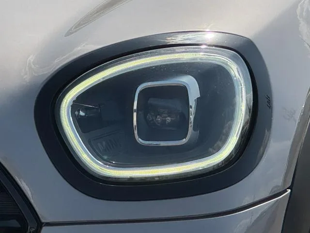 MINI MINI COOPER D CROSSOVER HIGHLANDS EDITION 2023 — миниатюра 3