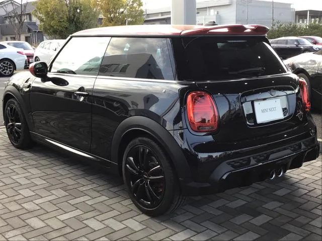 MINI MINI JOHN COOPER WORKS JOHN COOPER WORKS TRIM 2023 — миниатюра 3