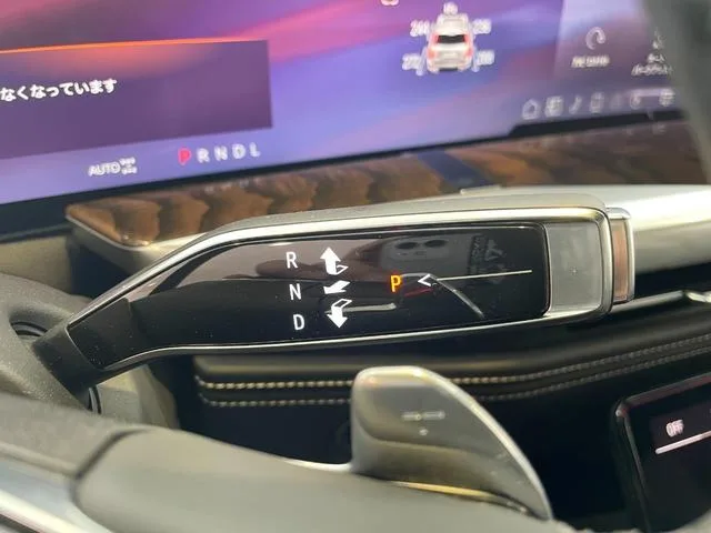 Cadillac CADILLAC ESCALADE SPORT 2025 — миниатюра 3
