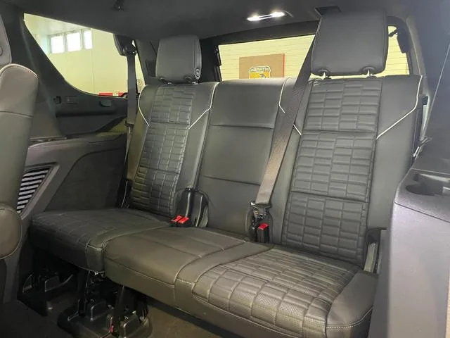 Cadillac CADILLAC ESCALADE SPORT 2025 — миниатюра 4