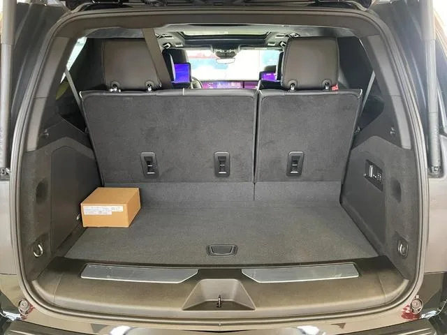 Cadillac CADILLAC ESCALADE SPORT 2025 — миниатюра 5