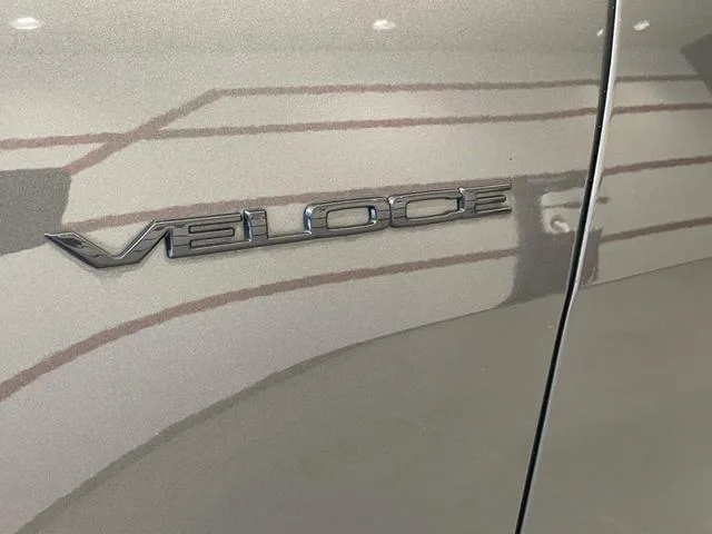 Alfa Romeo TONALE PLUG-IN HYBRID Q4 SUNROOF EDITION 2024 — миниатюра 4
