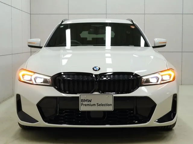 BMW 3 Series 318I TOURING M-SPORT EDITION SHADOW 2024 — миниатюра 2
