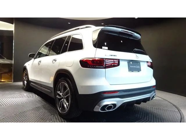 Mercedes Amg GLB GLB35 4MATIC 2023 — миниатюра 3