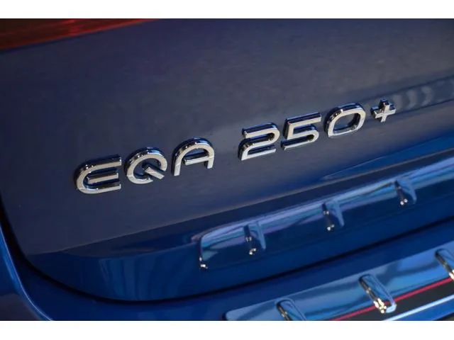 Mercedes-Benz EQA EQA250+ AMG LINE PACKAGE 2025 — миниатюра 3