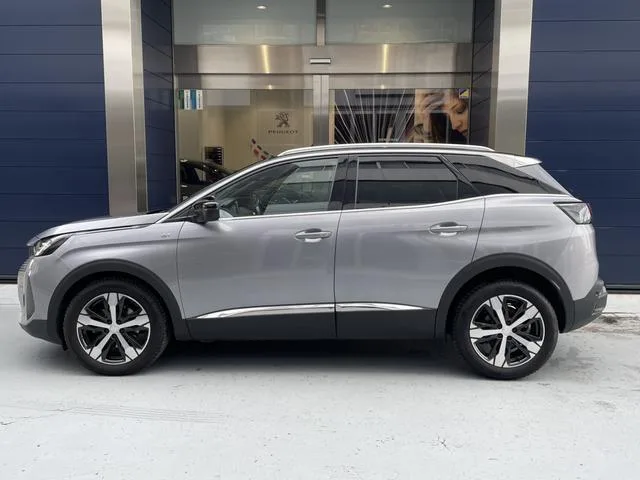 Peugeot 3008 GT EXECUTIVE EDITION 2024 — миниатюра 4