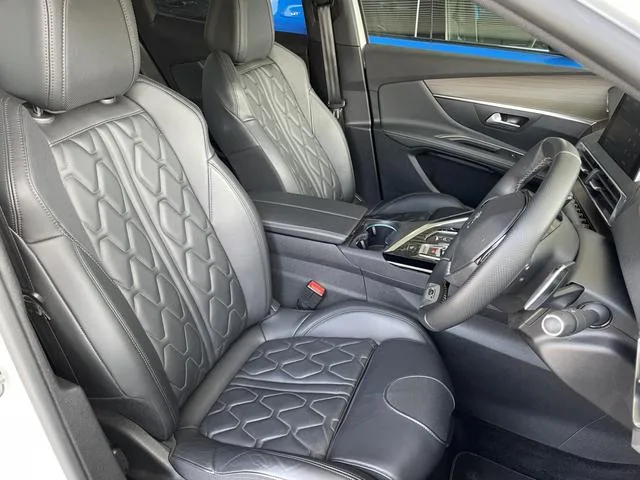 Peugeot 3008 GT 2023 — миниатюра 3
