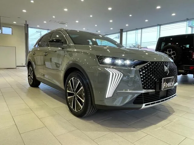 DS DS7 RIVOLI E-TENSE 4x4 2025 — миниатюра 3