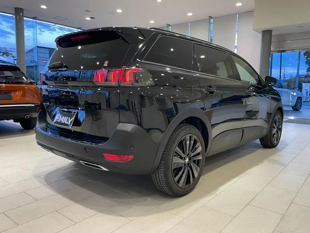 Peugeot 5008 GT BLUE HDI BLACK PACK 2023 — миниатюра 5