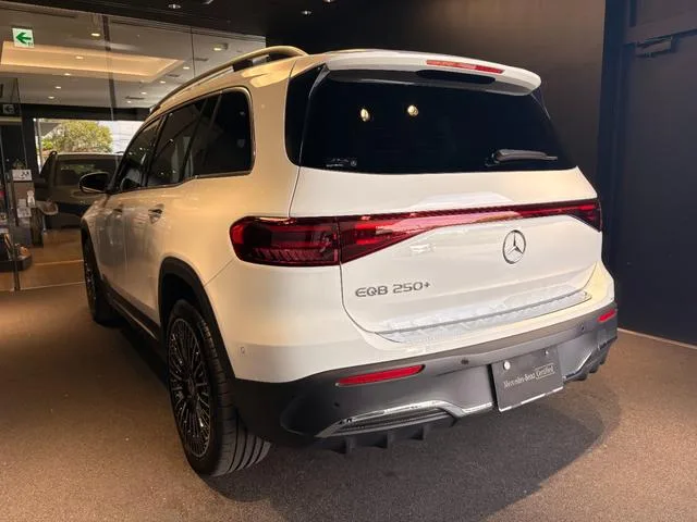 Mercedes-Benz EQB EQB250+ AMG LINE PACKAGE 2025 — миниатюра 2