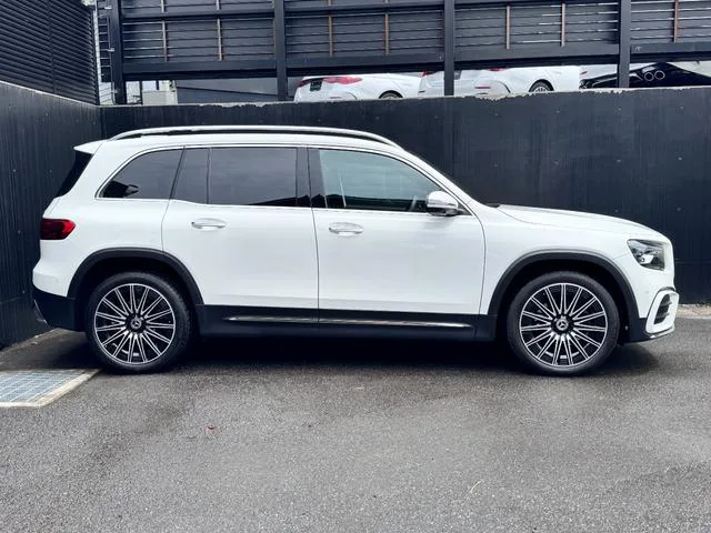 Mercedes-Benz GLB-Class GLB200D 4MATIC AMG LINE PACKAGE 2025 — миниатюра 2