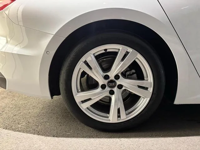 Audi A5 TFSI 110KW 2025 — миниатюра 4